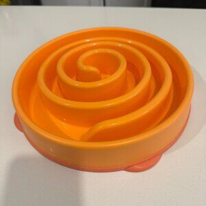 Outward Hound Fun Slow Feeder Dog Bowl 4 Cups Orange Spiral